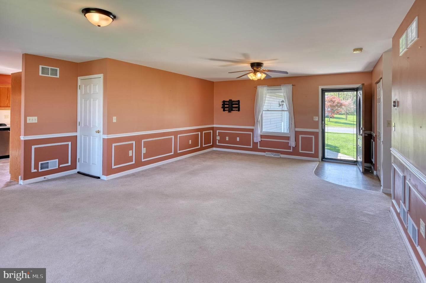 130 Sweetwater Lane photo 4