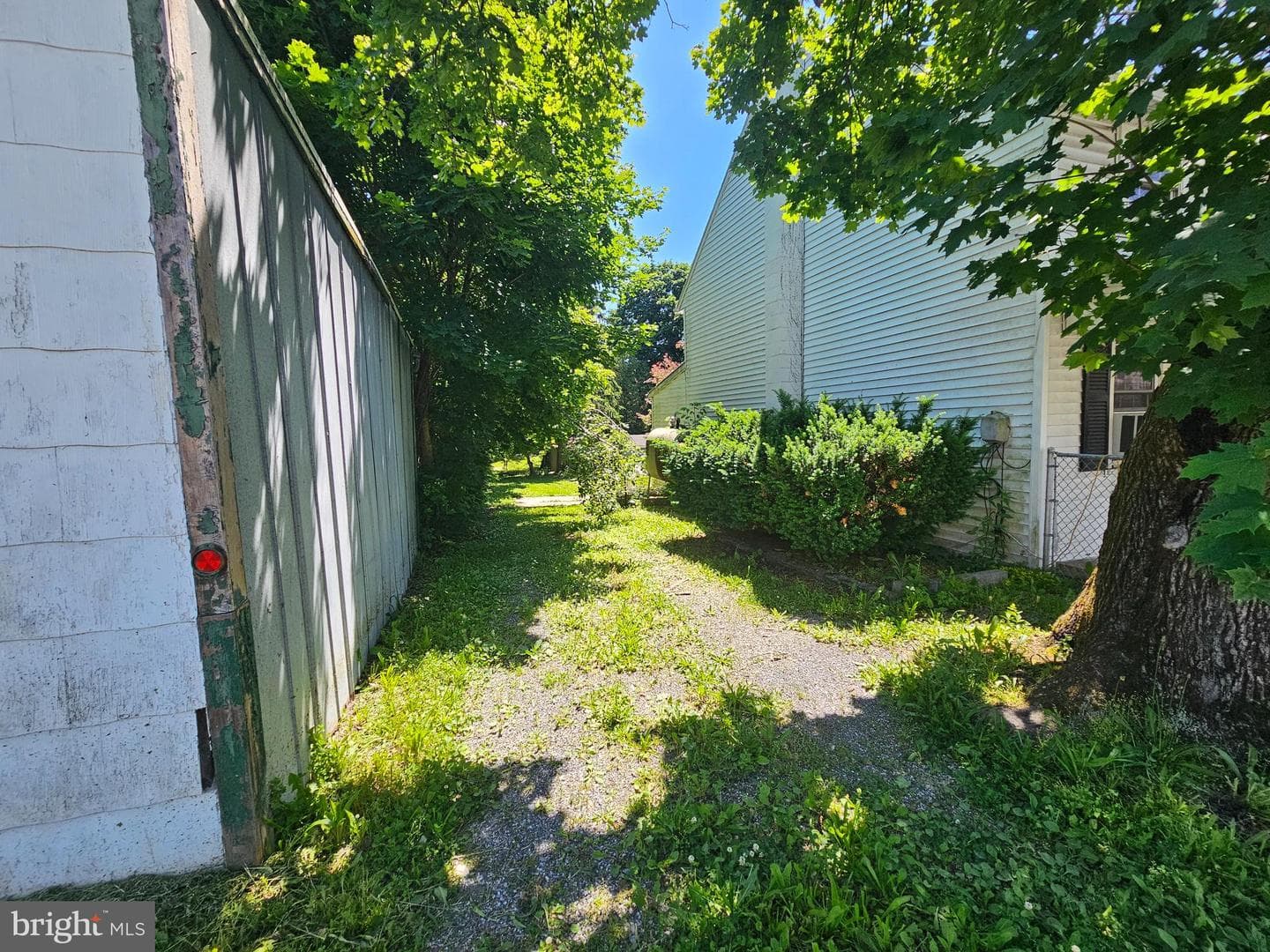 902 Miller Street photo 22