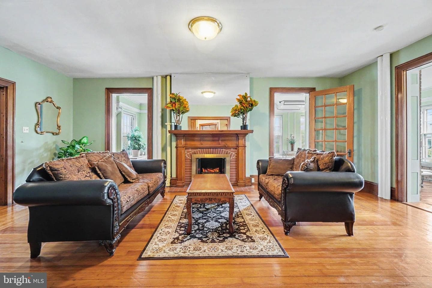 231 E Main Street, Palmyra