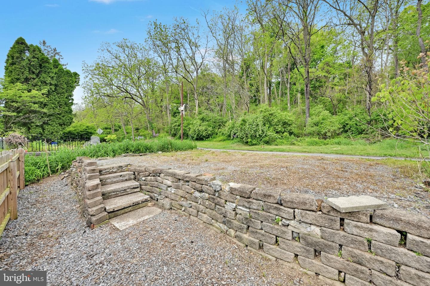 354 Boyd Street photo 21