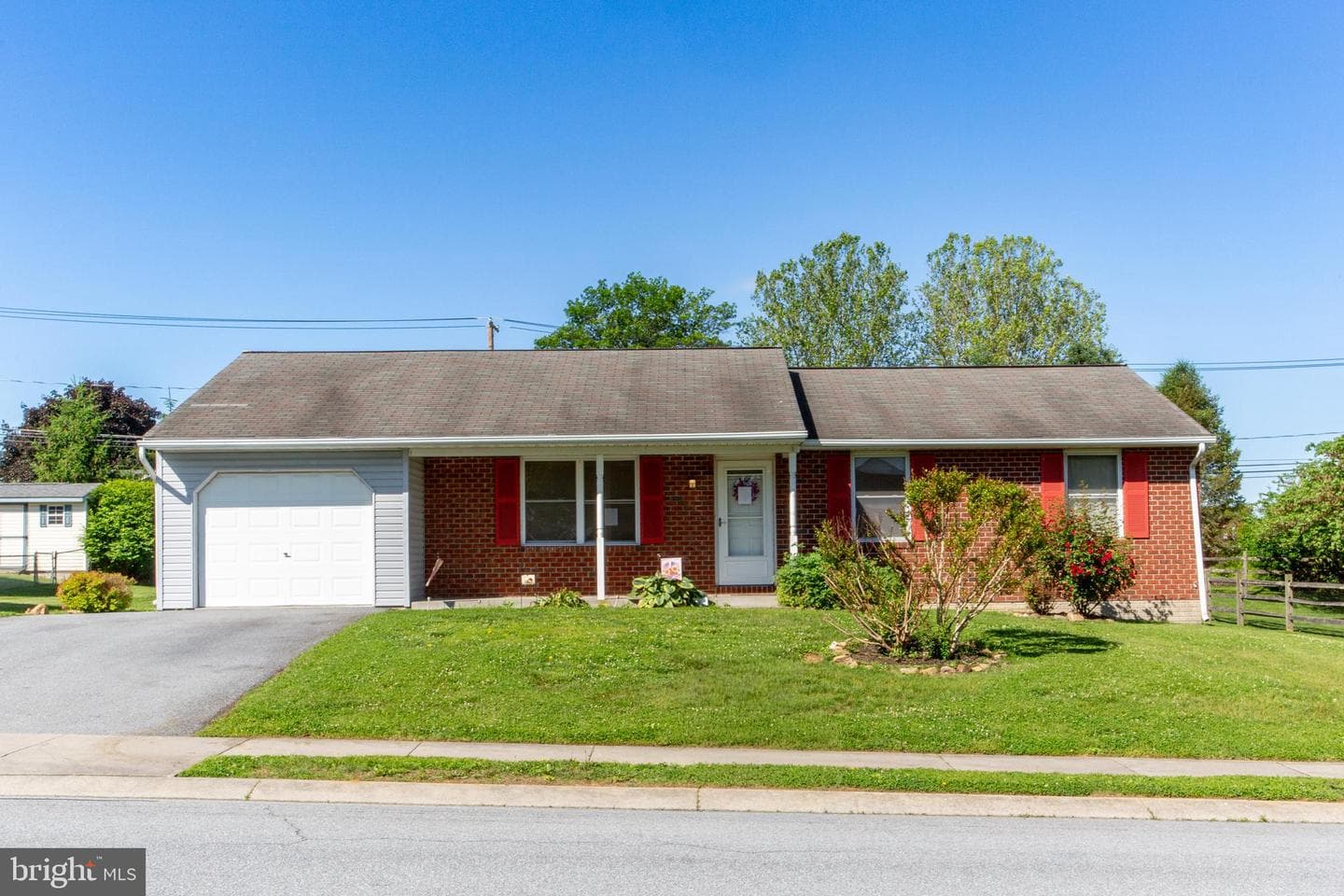 113 Sweetwater Lane