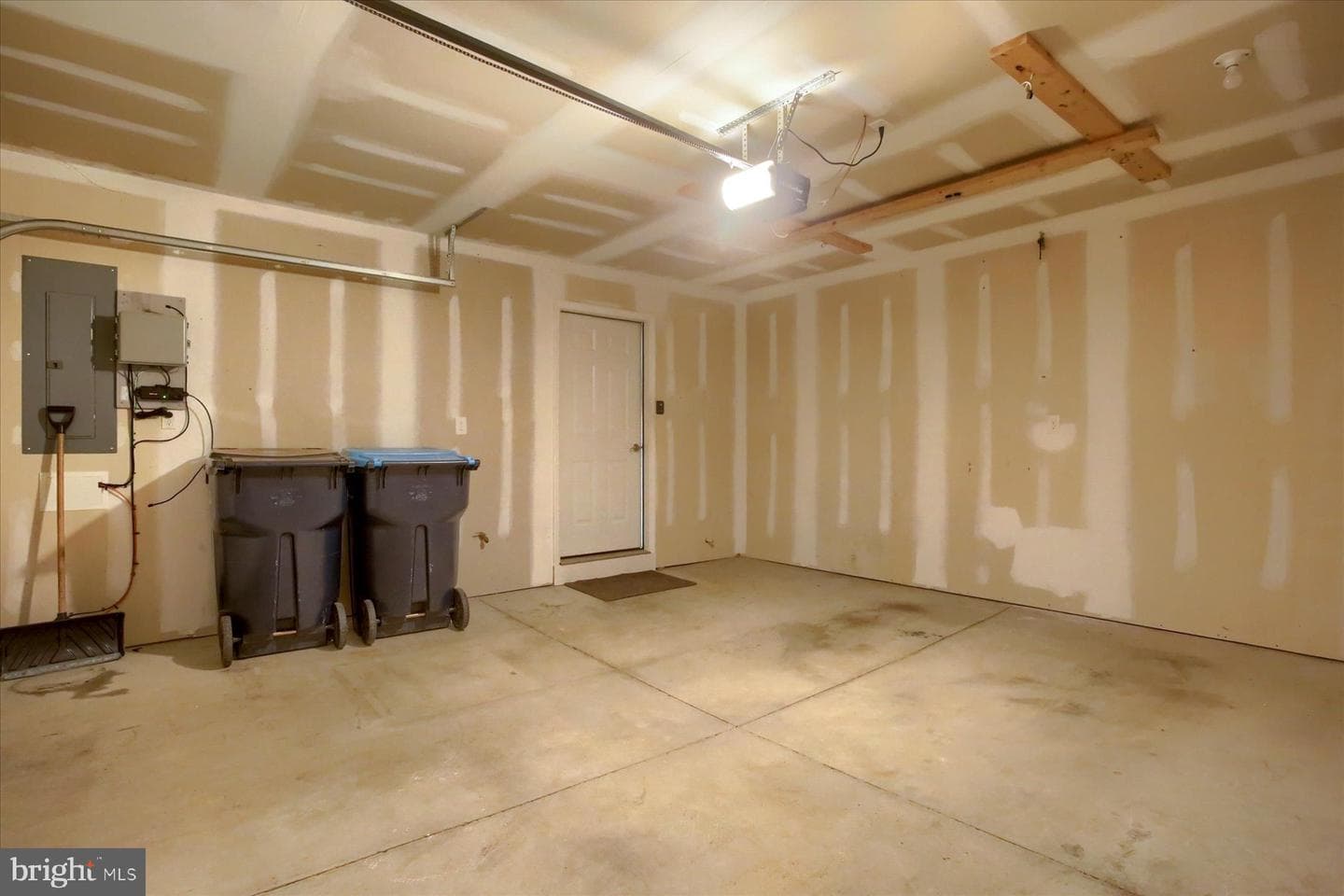 178 Braeburn Way photo 33
