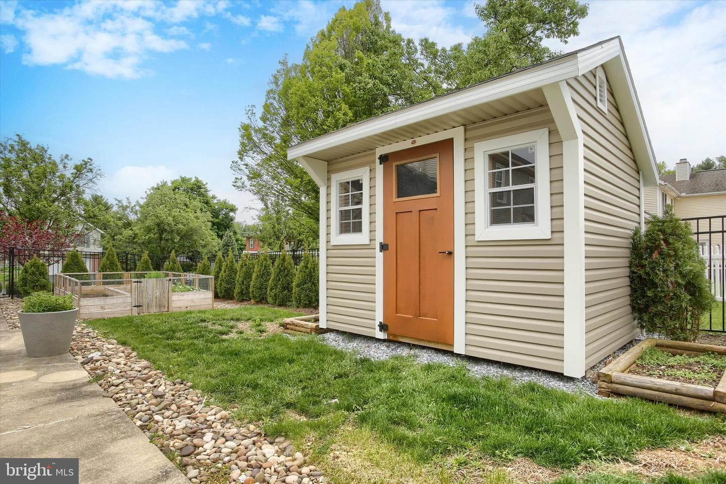 11 Wheatstone Drive photo 34