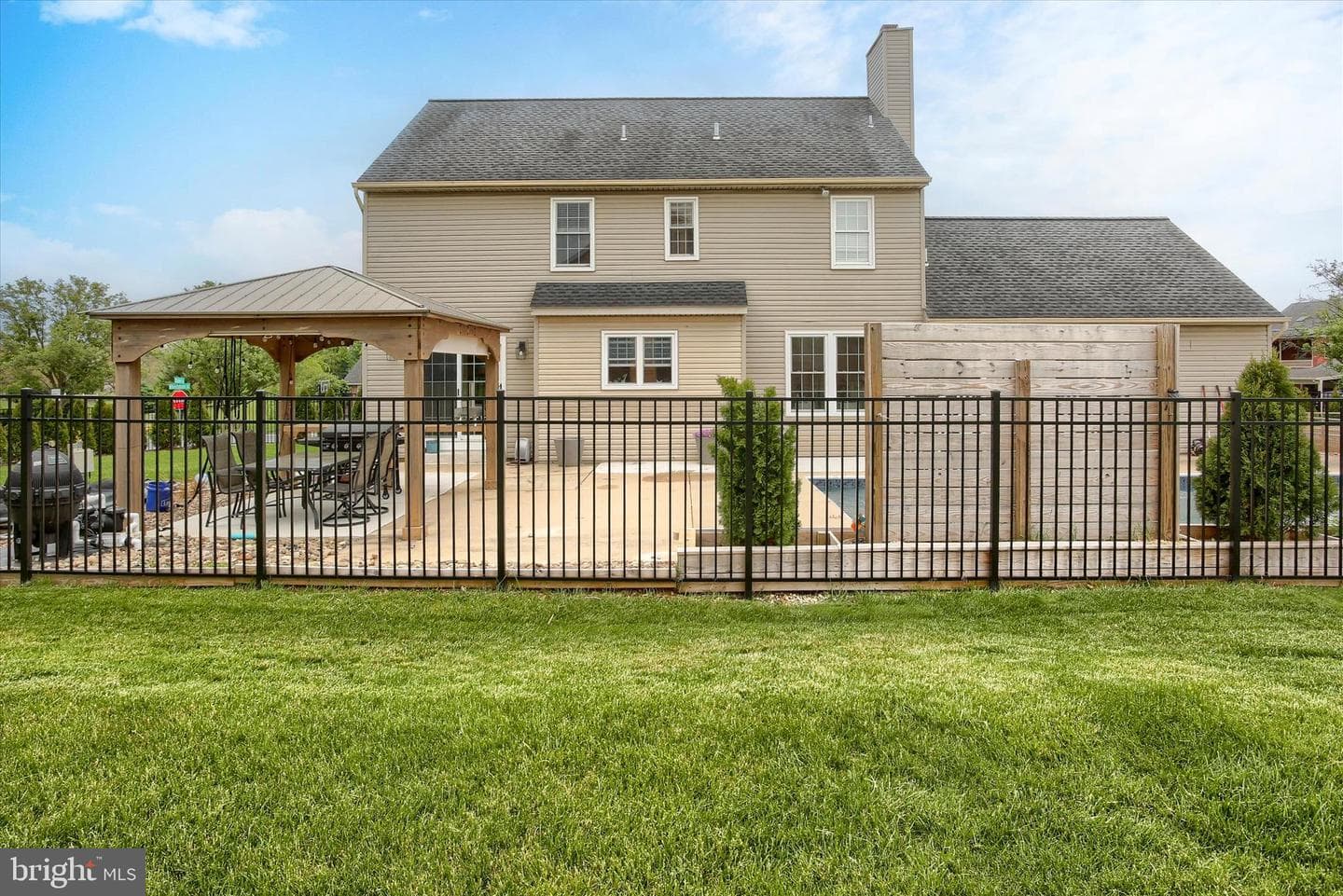 11 Wheatstone Drive photo 37