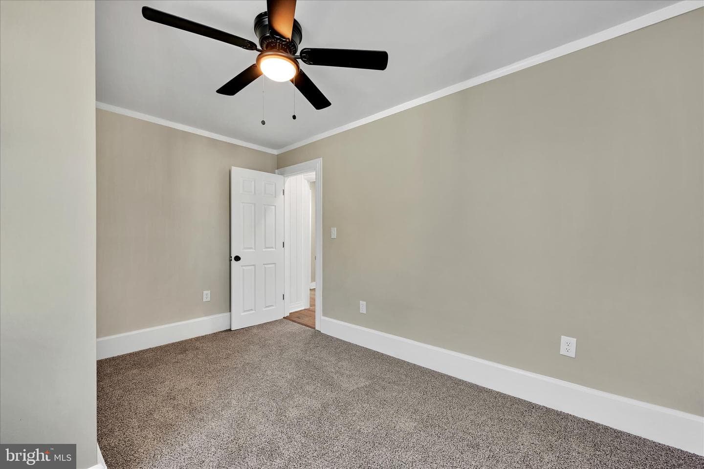 244 S Quince Street photo 13