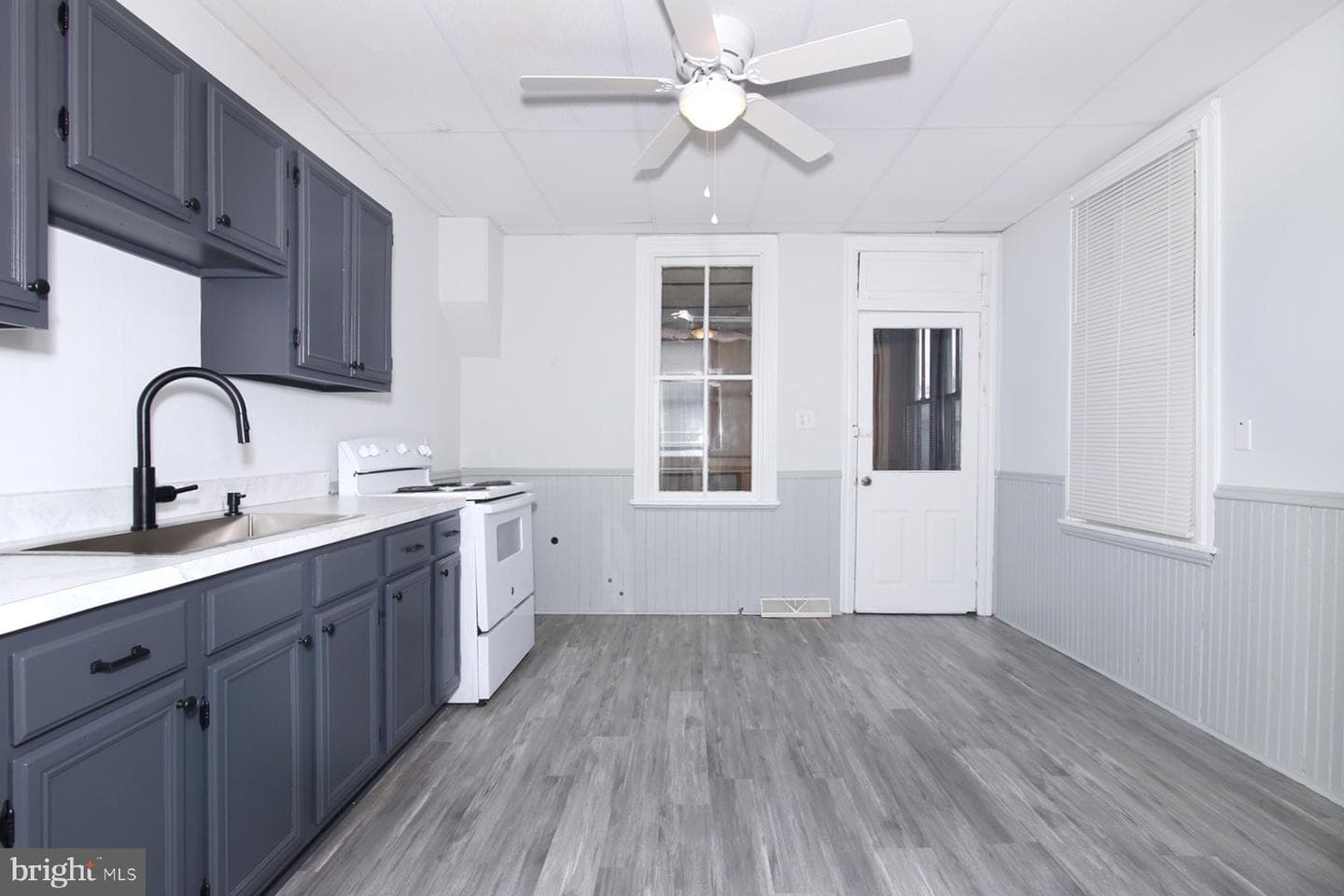 143 Mifflin St photo 16