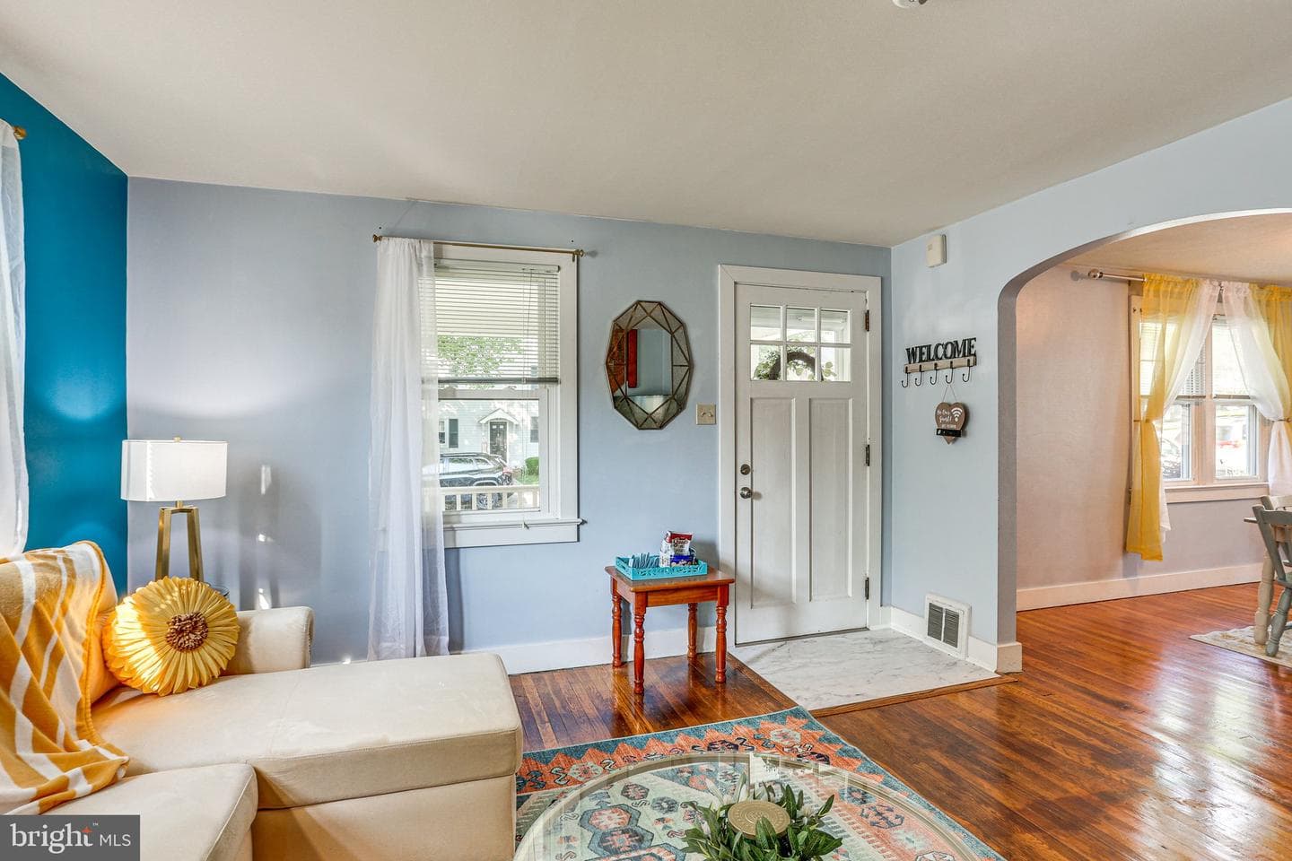 208 Elm Street photo 5