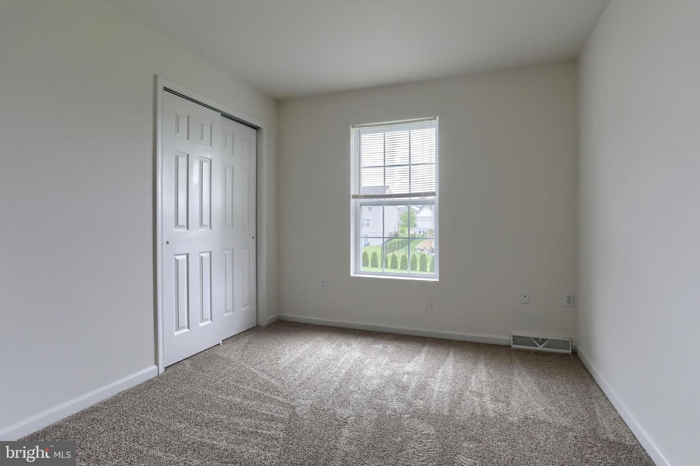 2128 Penn Street photo 12