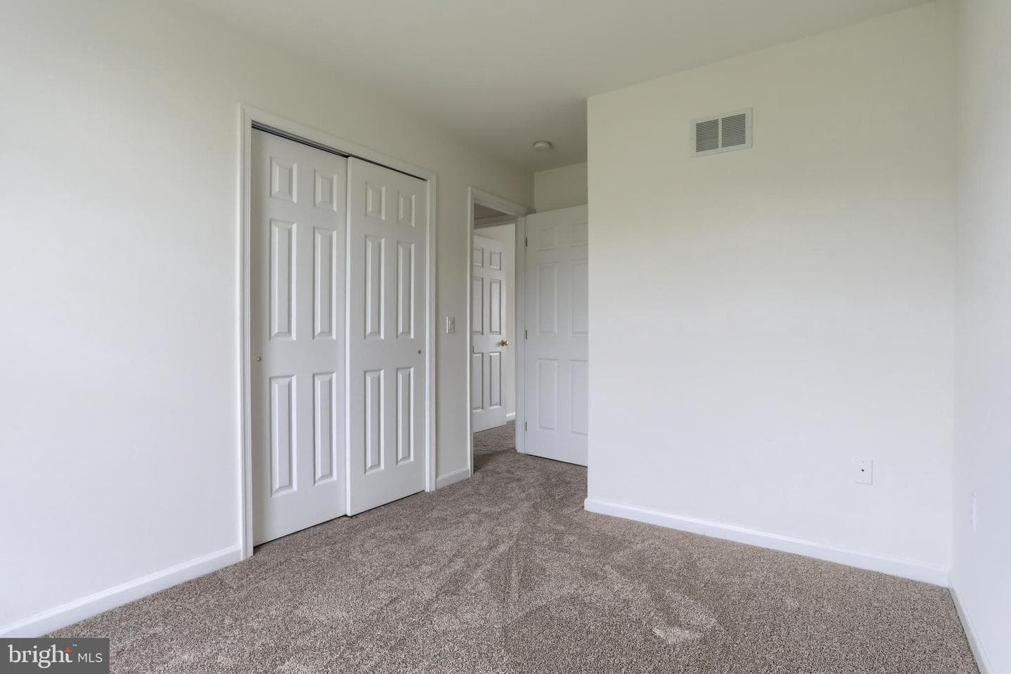 2128 Penn Street photo 16