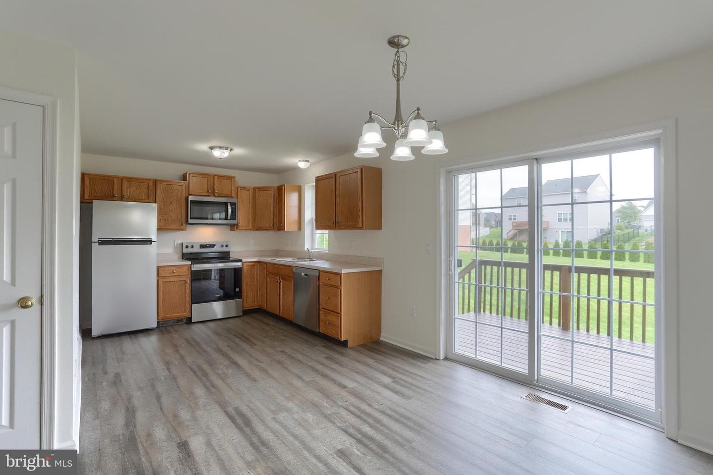 2128 Penn Street photo 5