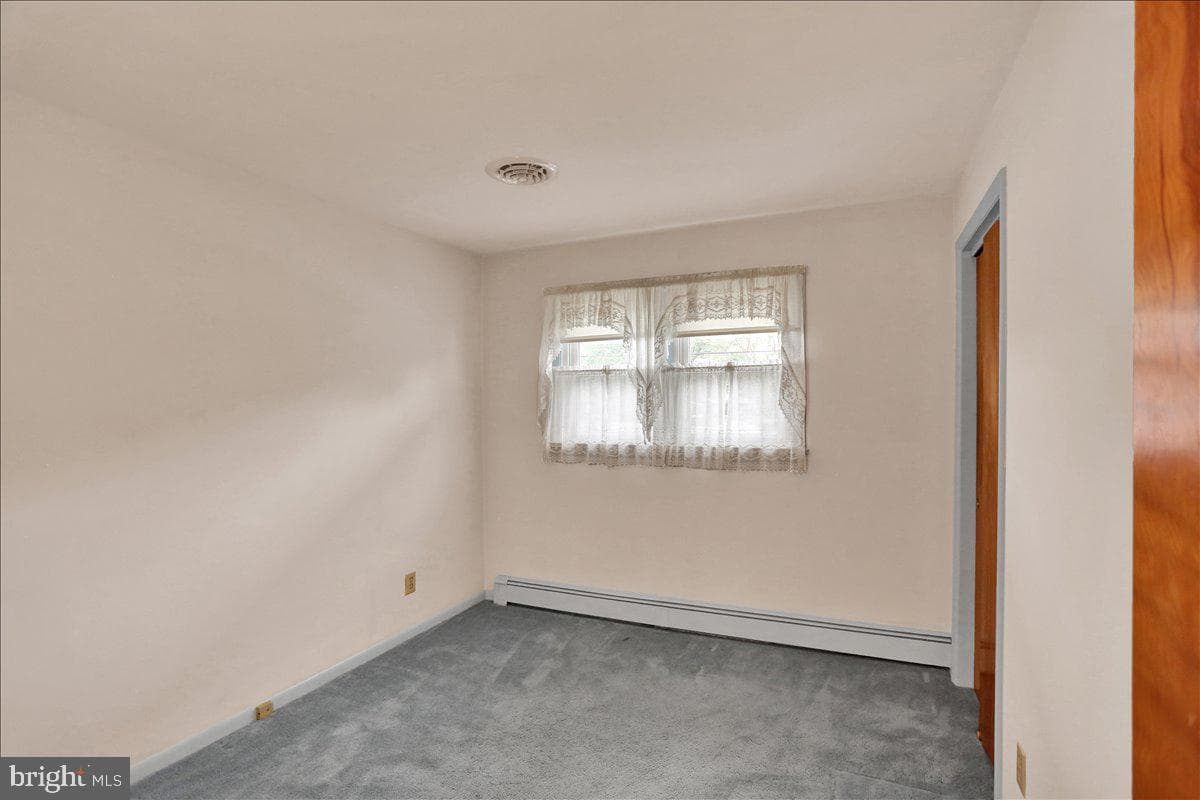 41 Jayann Drive photo 4