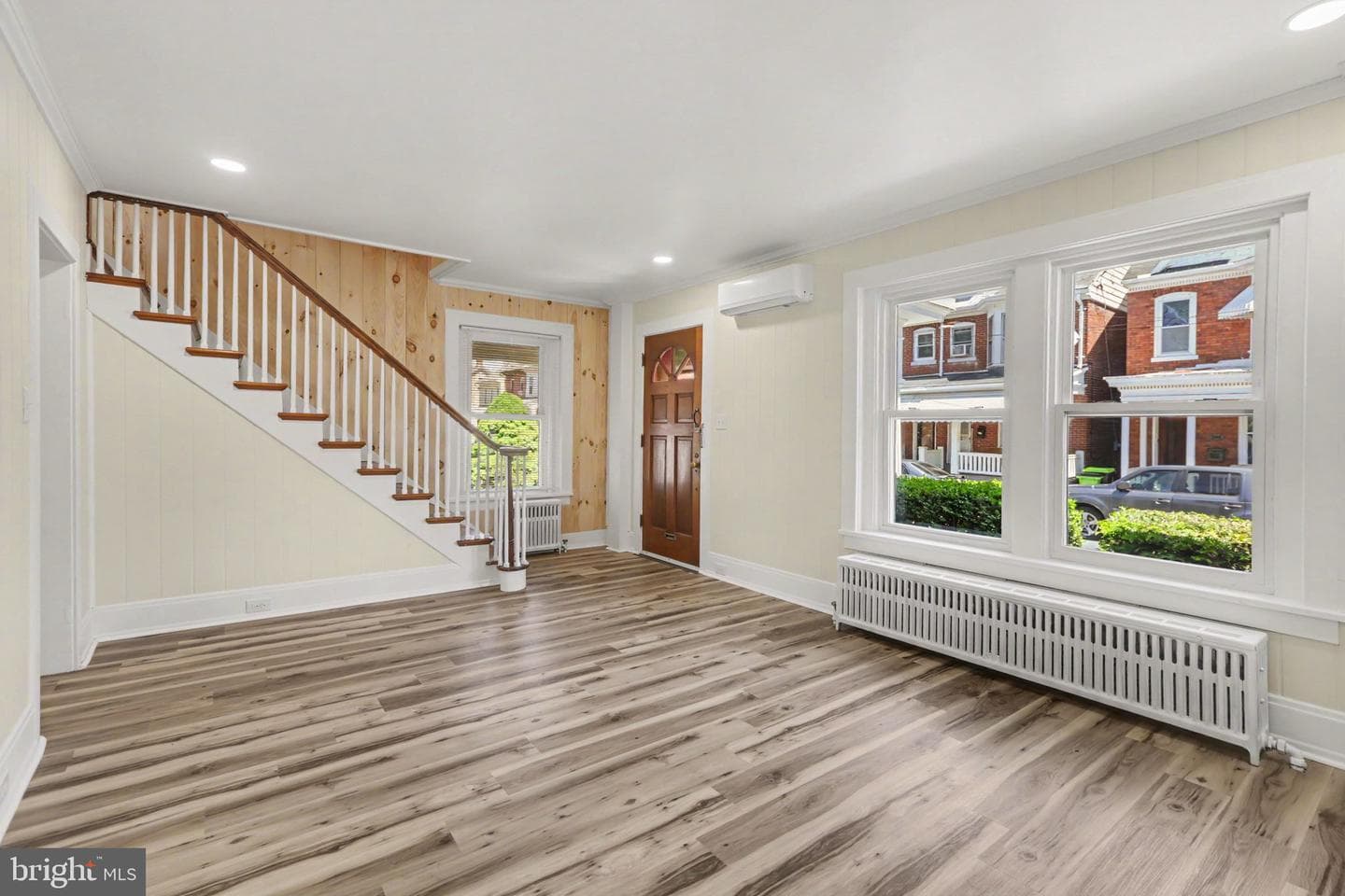 241 S 6th Street photo 5