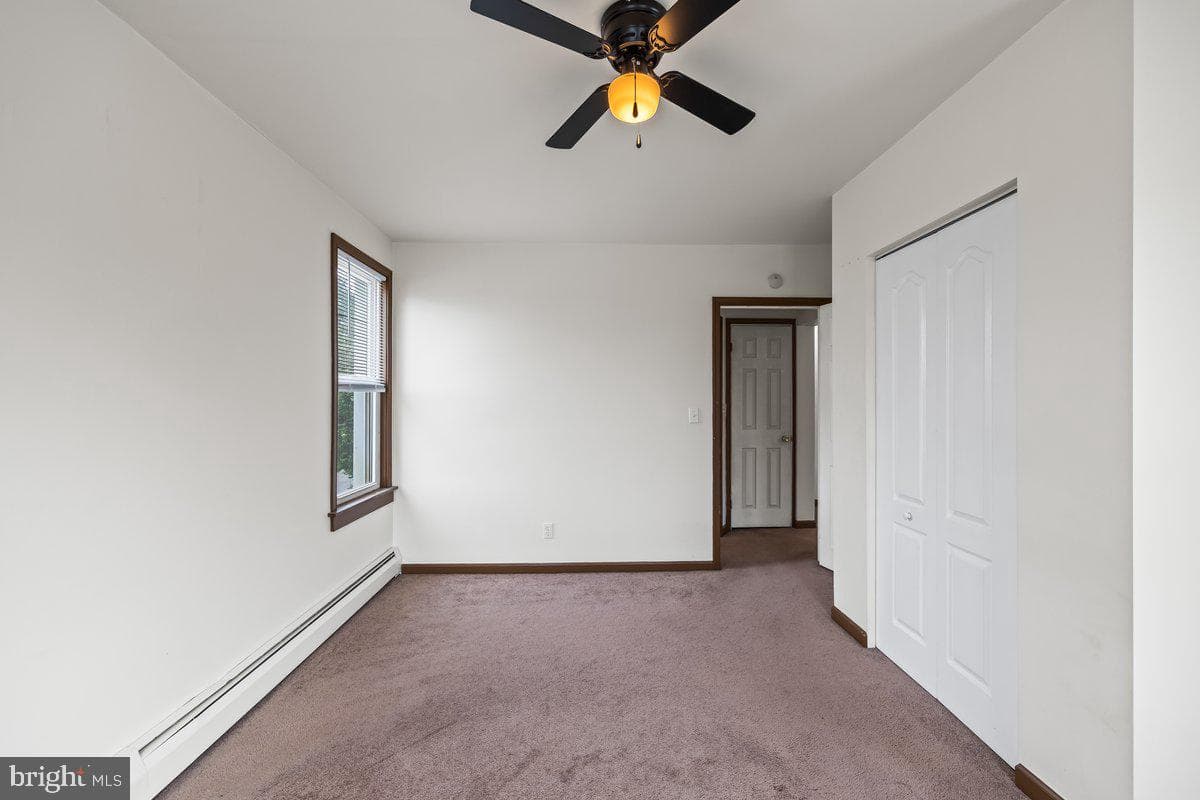 621 Noble Street photo 22