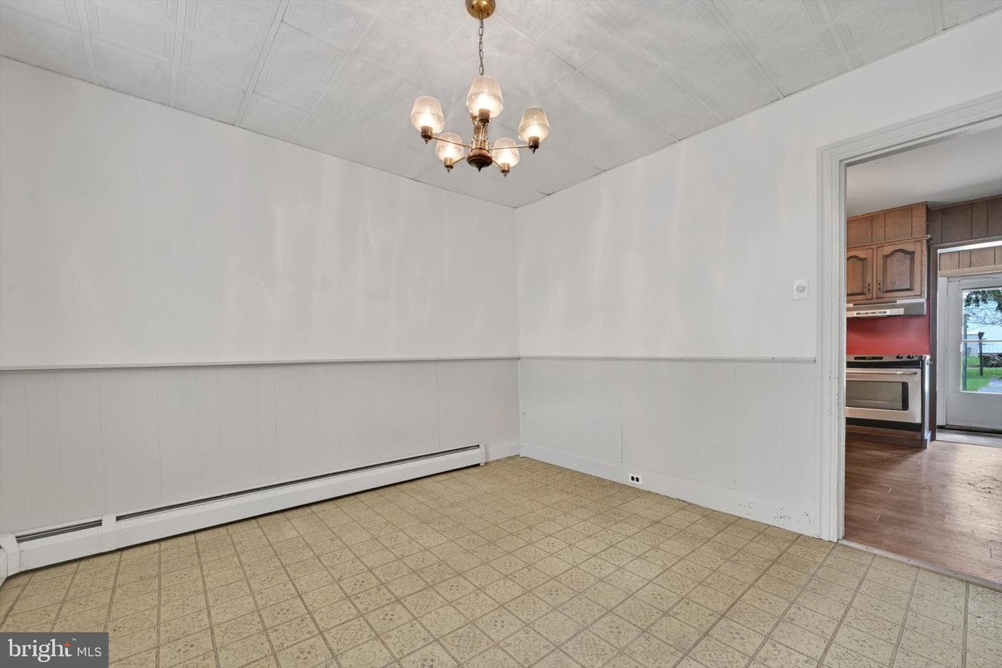 32 N Lancaster Street photo 5