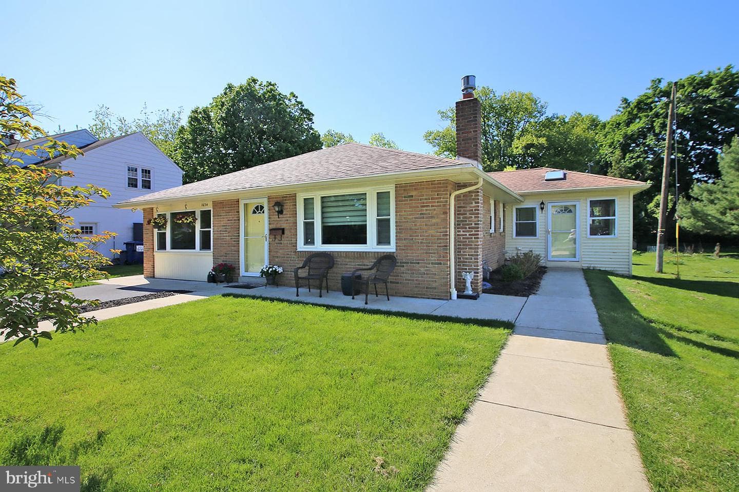 1634 Elm Street, Lebanon