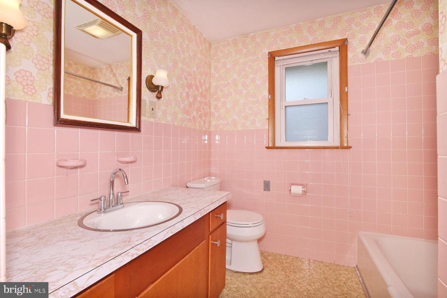 1634 Elm Street photo 18