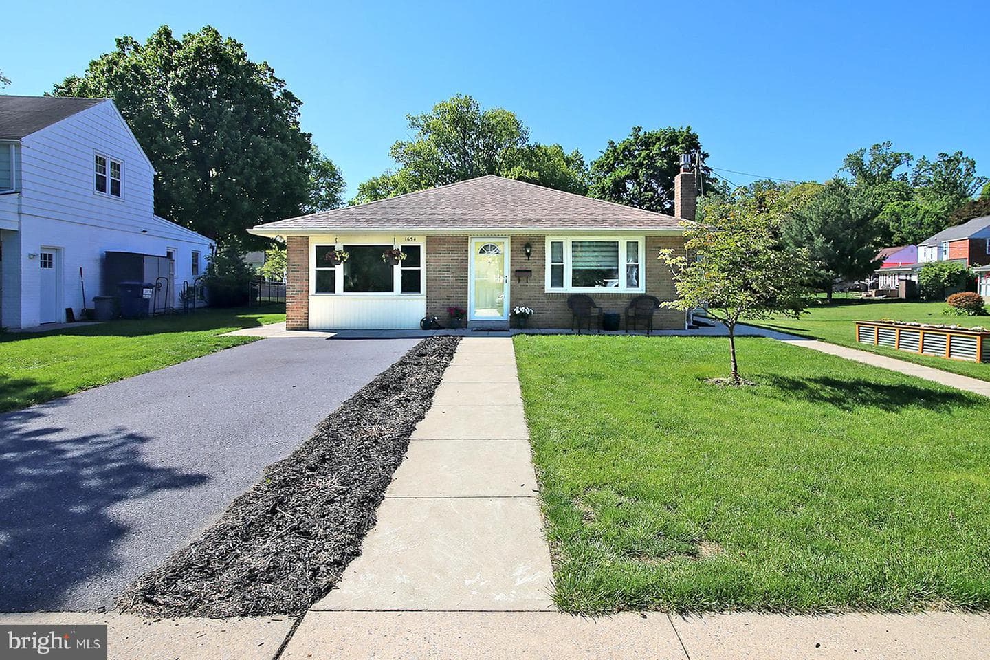 1634 Elm Street photo 27