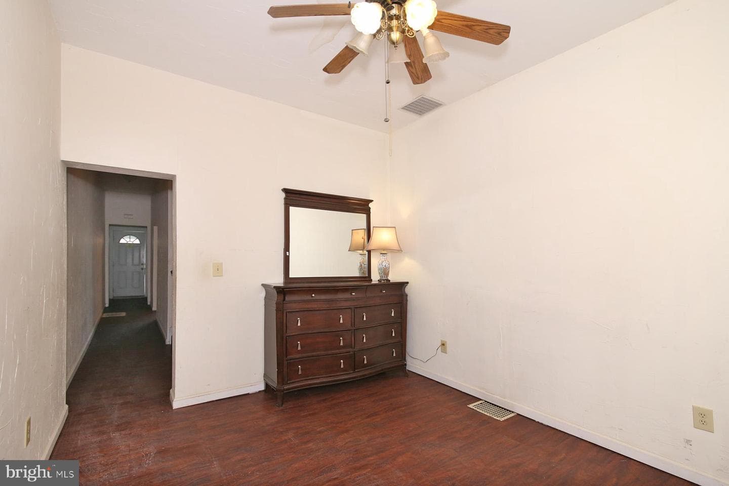 27 N 6th Street photo 9