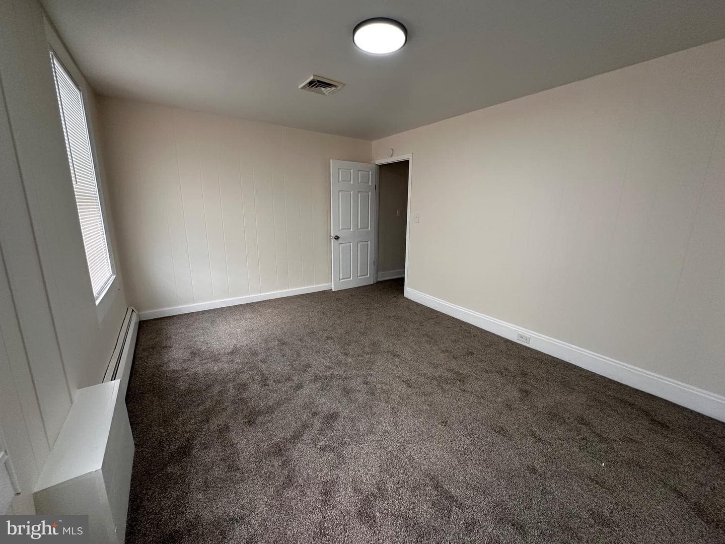 136 N Railroad Street photo 12