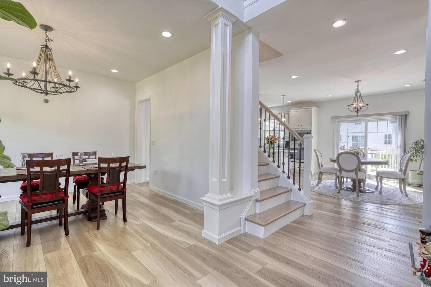 1549 Cambridge Drive photo 12