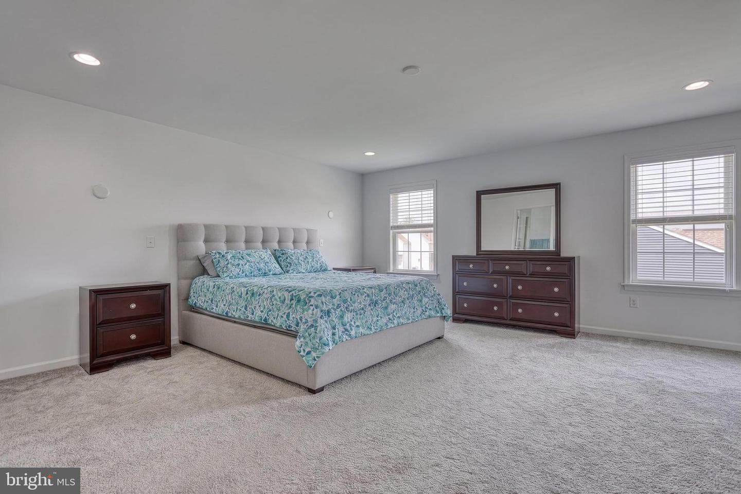 1549 Cambridge Drive photo 39