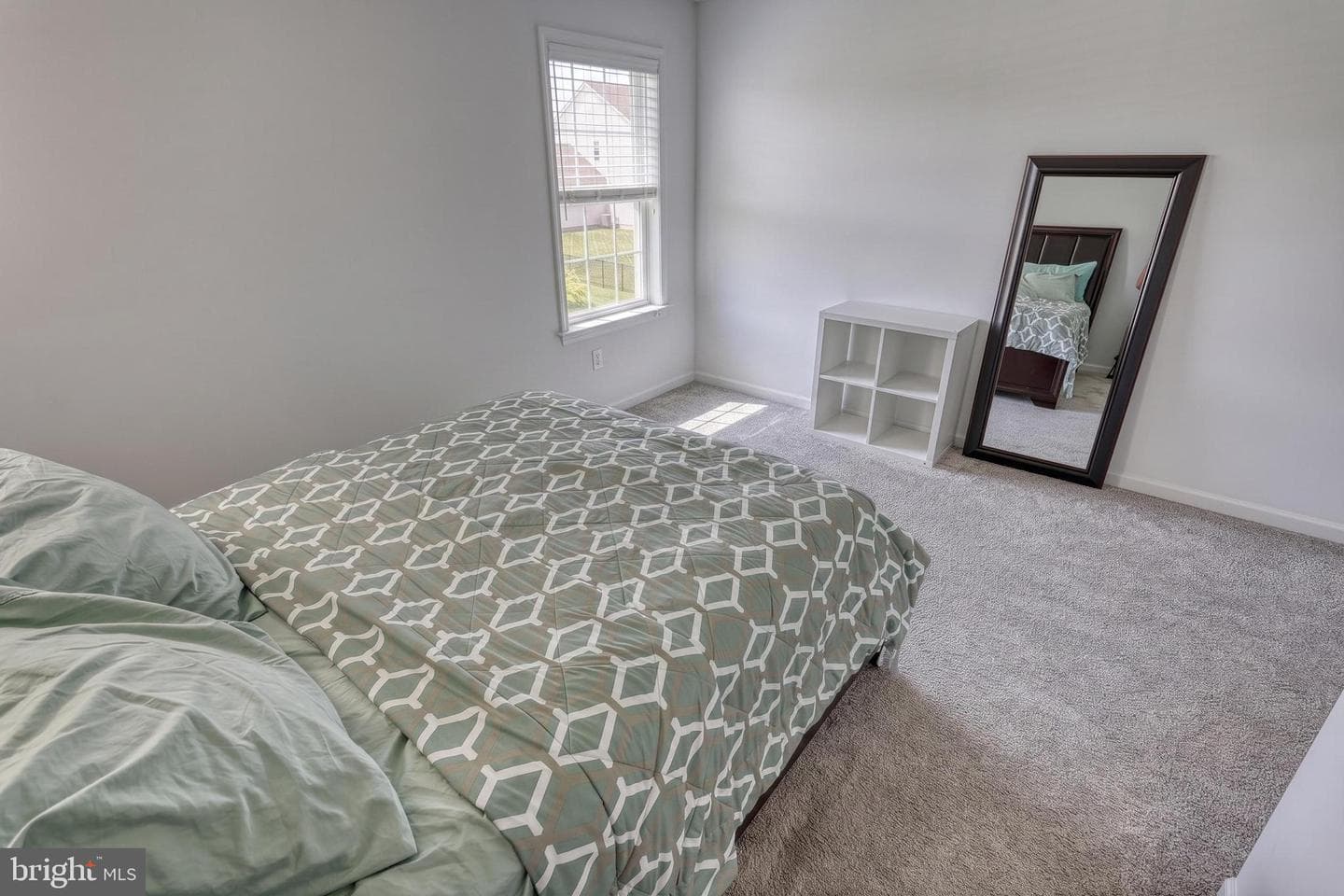 1549 Cambridge Drive photo 54