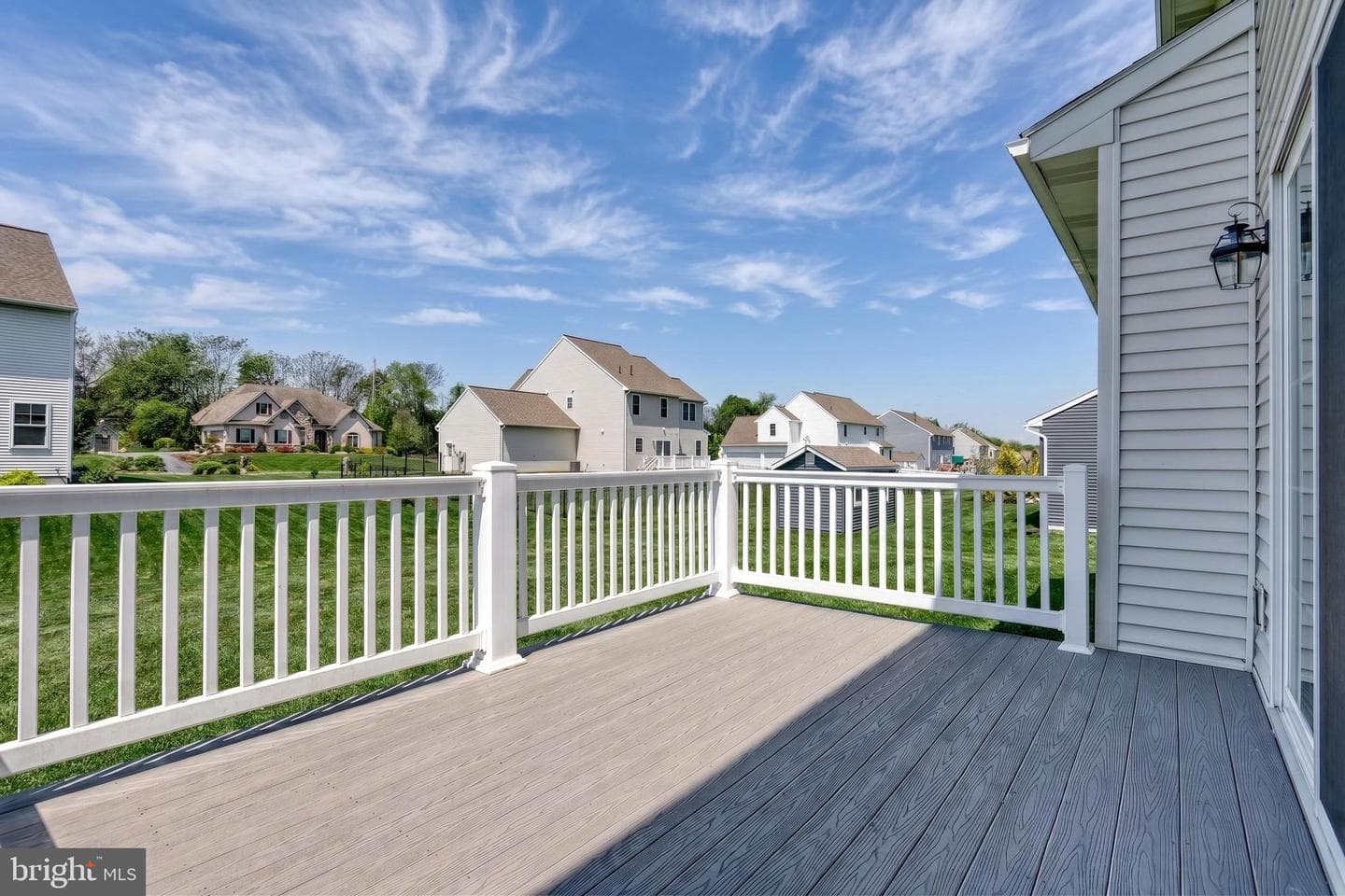 1549 Cambridge Drive photo 60