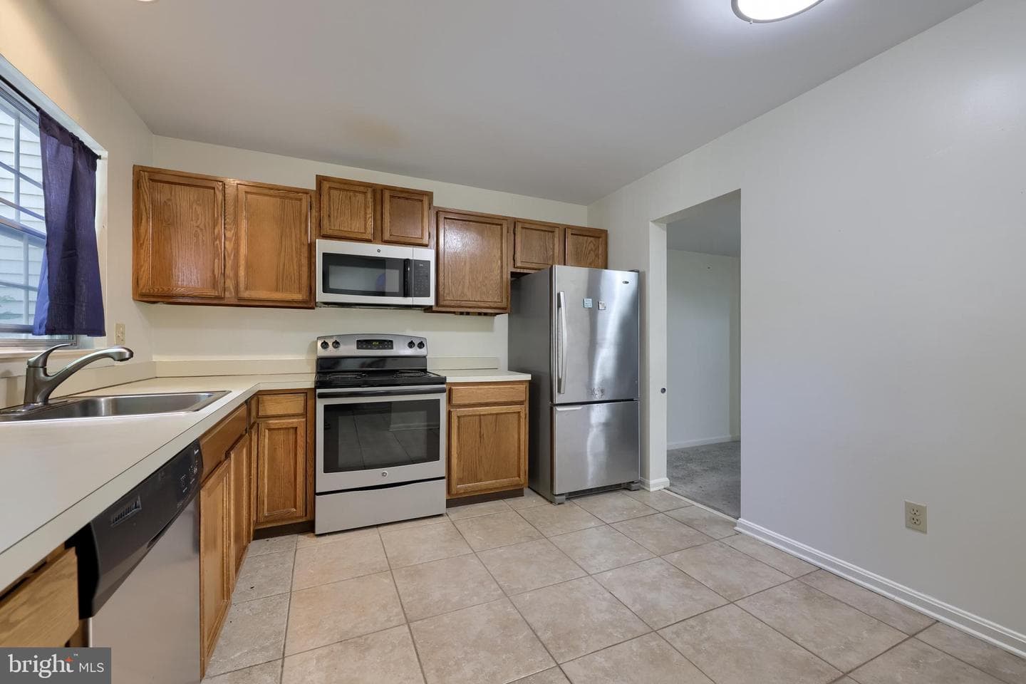 1531 Cambridge Court photo 11