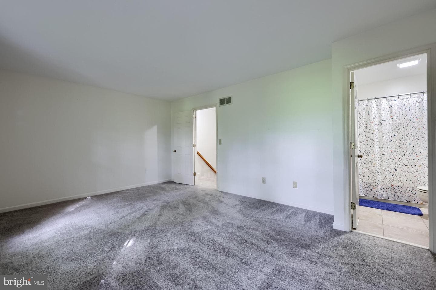 1531 Cambridge Court photo 21
