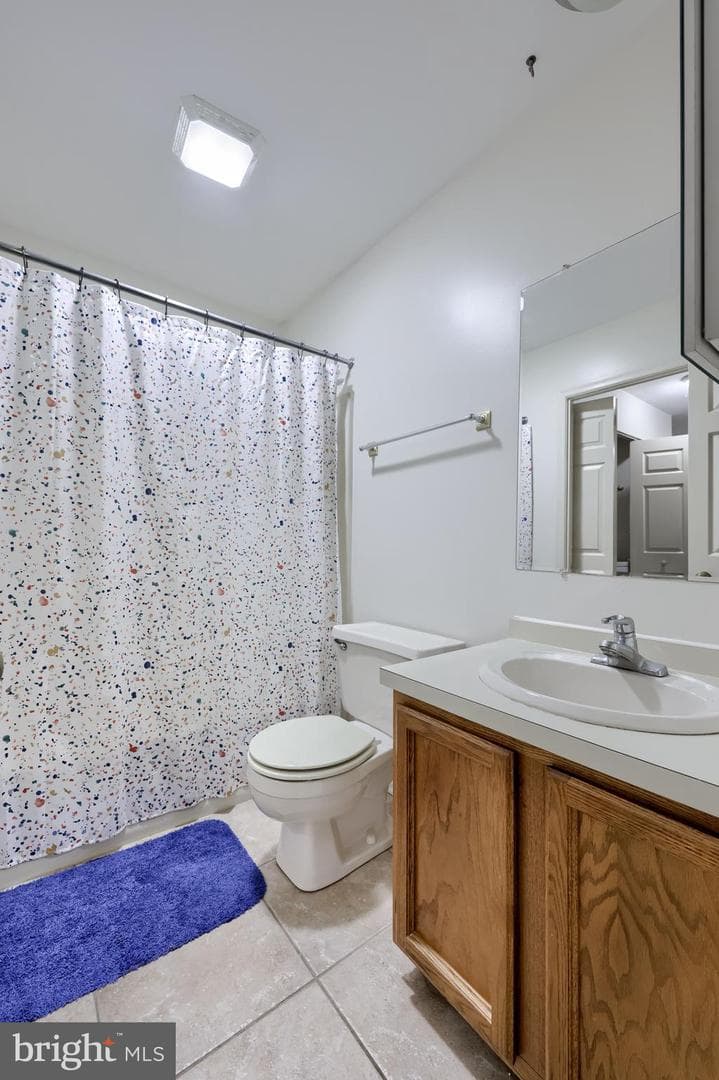 1531 Cambridge Court photo 23