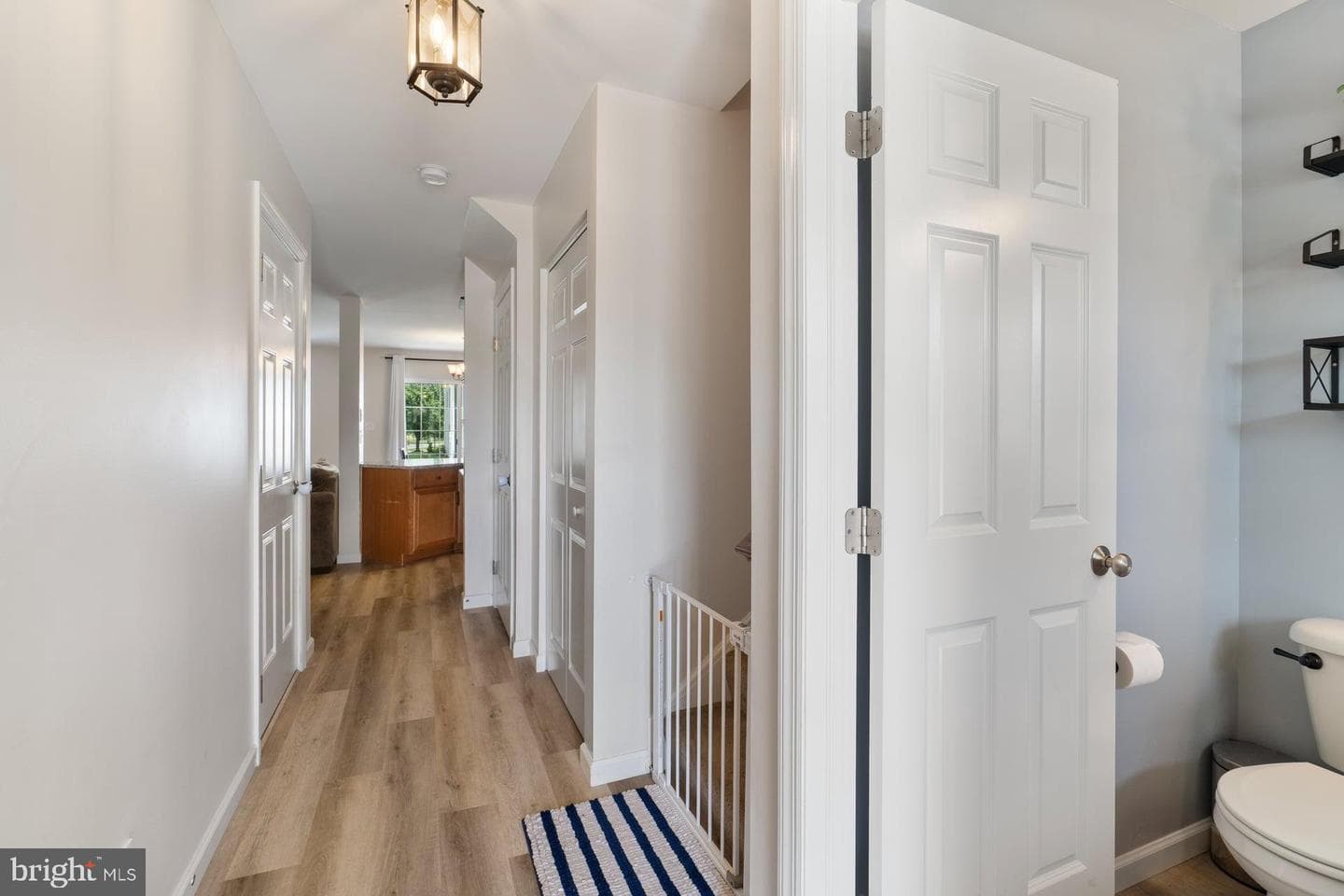 537 Brookwood Drive photo 3