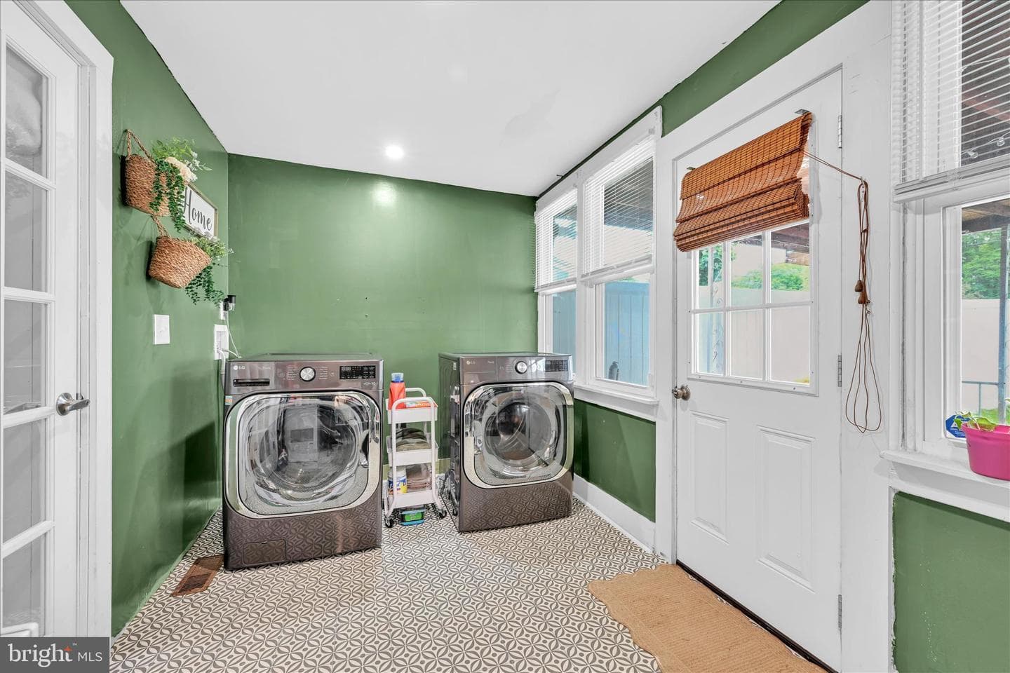 119 S 5th Avenue photo 10