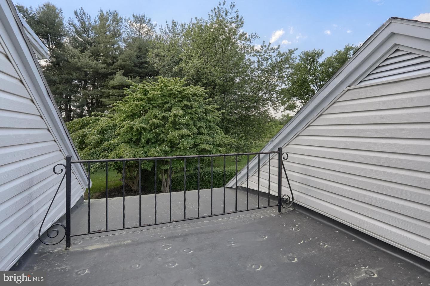 235 Narrows Drive photo 54