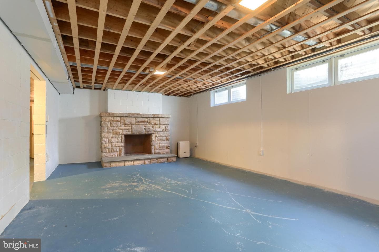 235 Narrows Drive photo 57