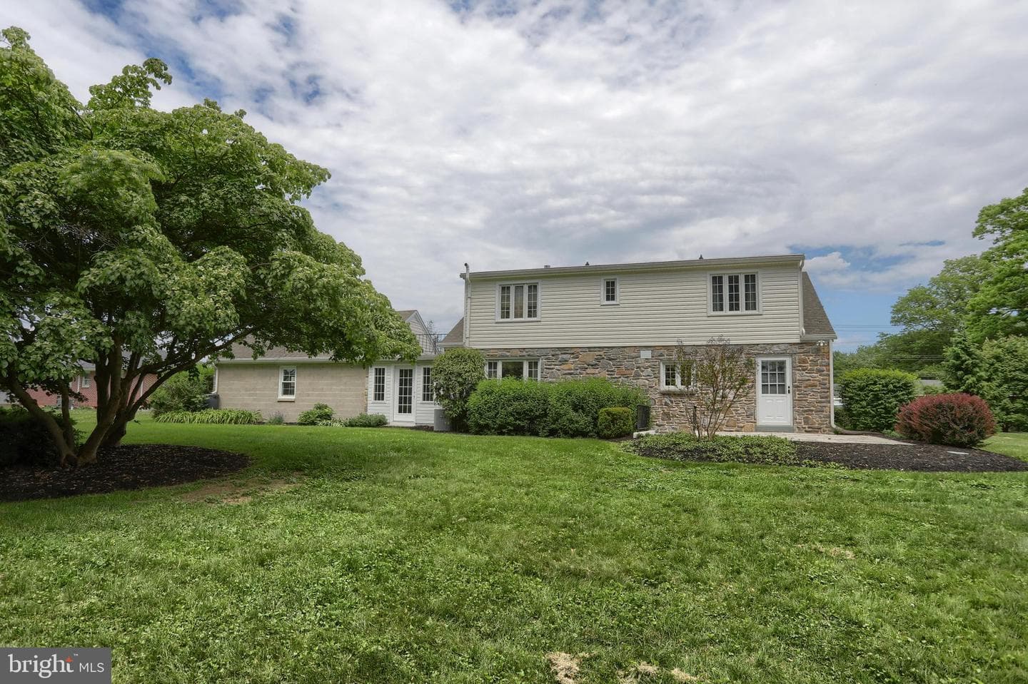 235 Narrows Drive photo 66