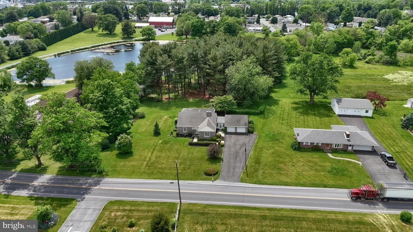 235 Narrows Drive photo 73