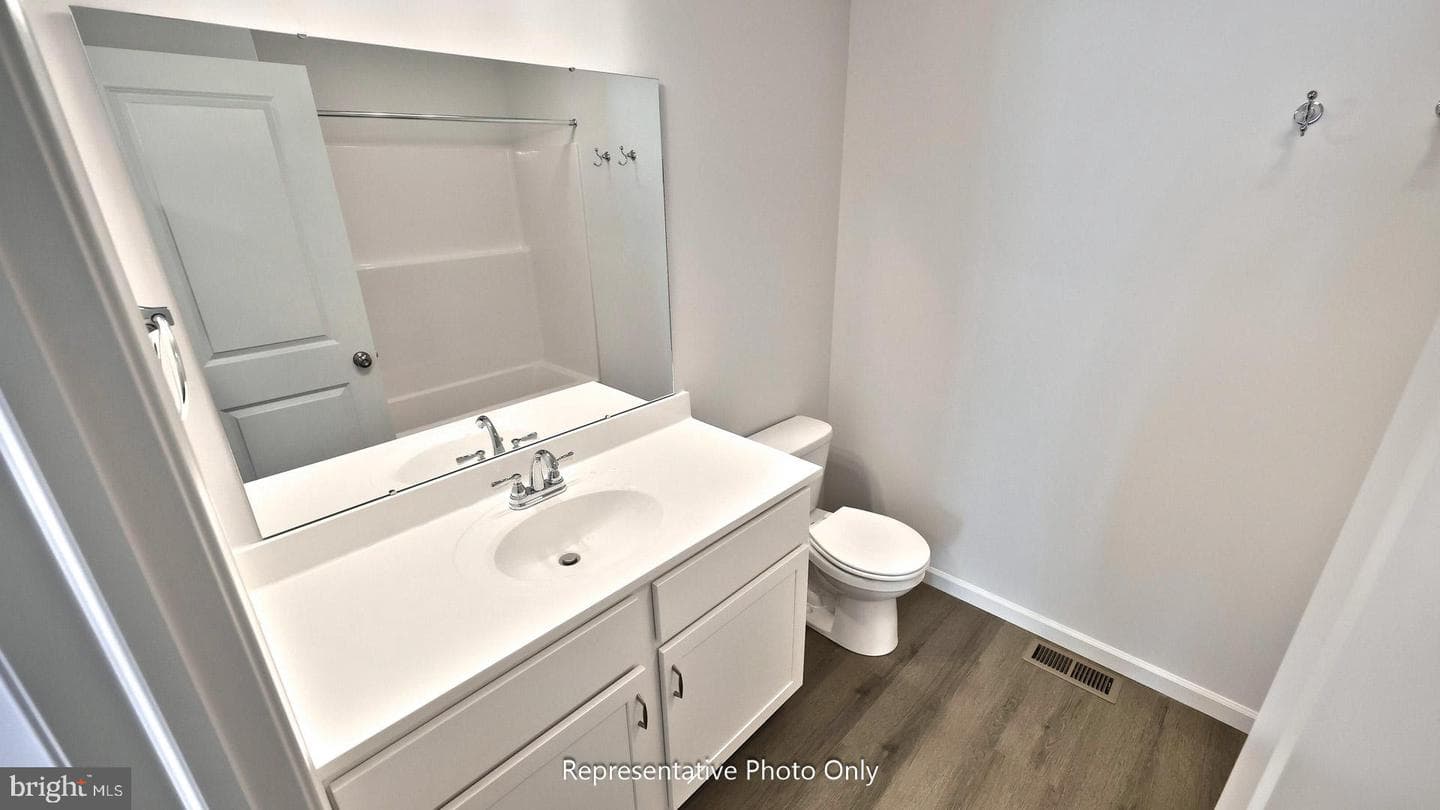 106 Foundry Lane photo 17