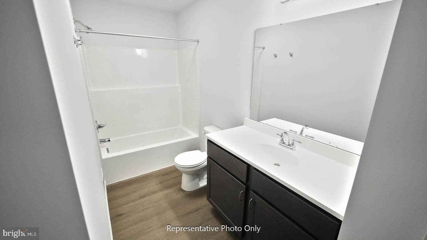 102 Foundry Lane photo 18