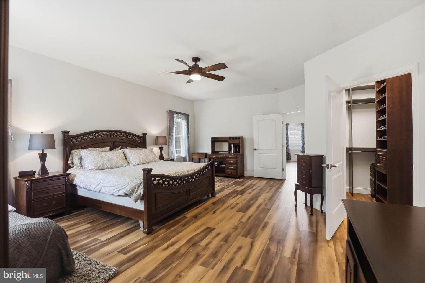 1084 Alden Way photo 22