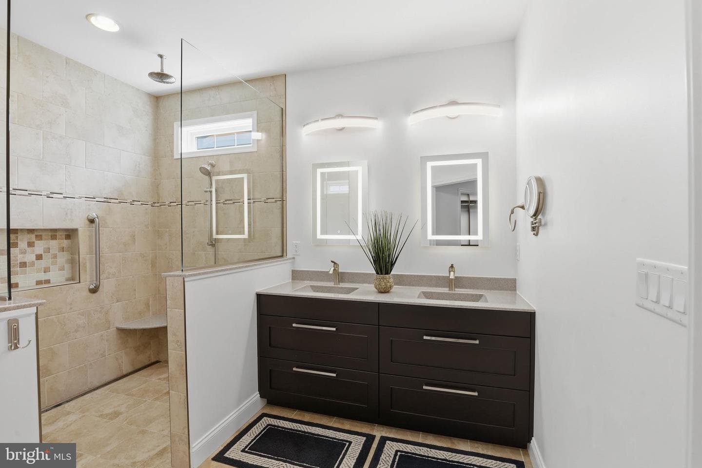 1084 Alden Way photo 24