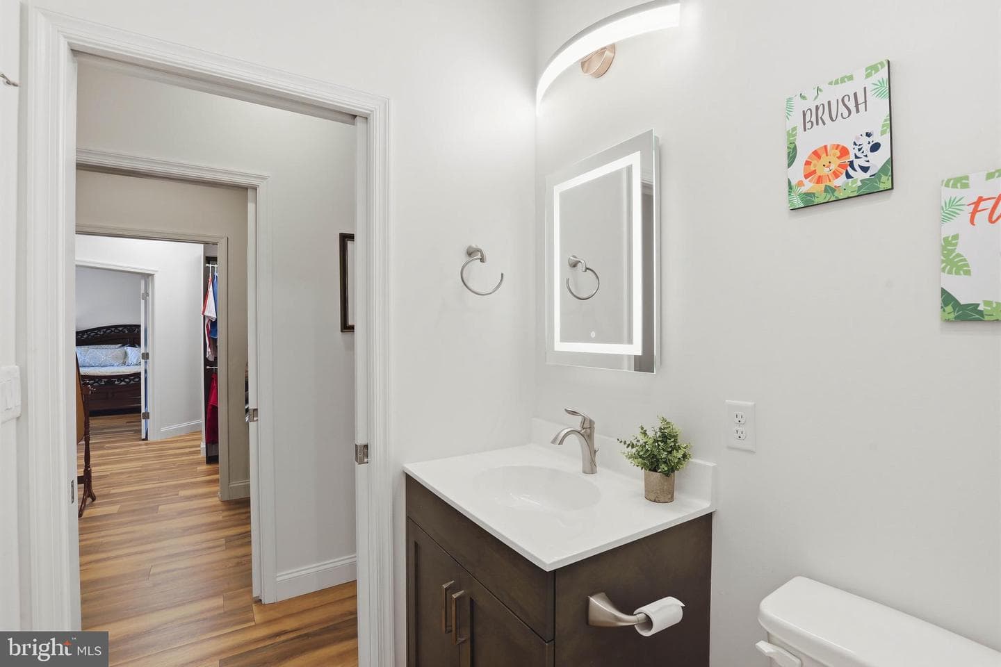 1084 Alden Way photo 30