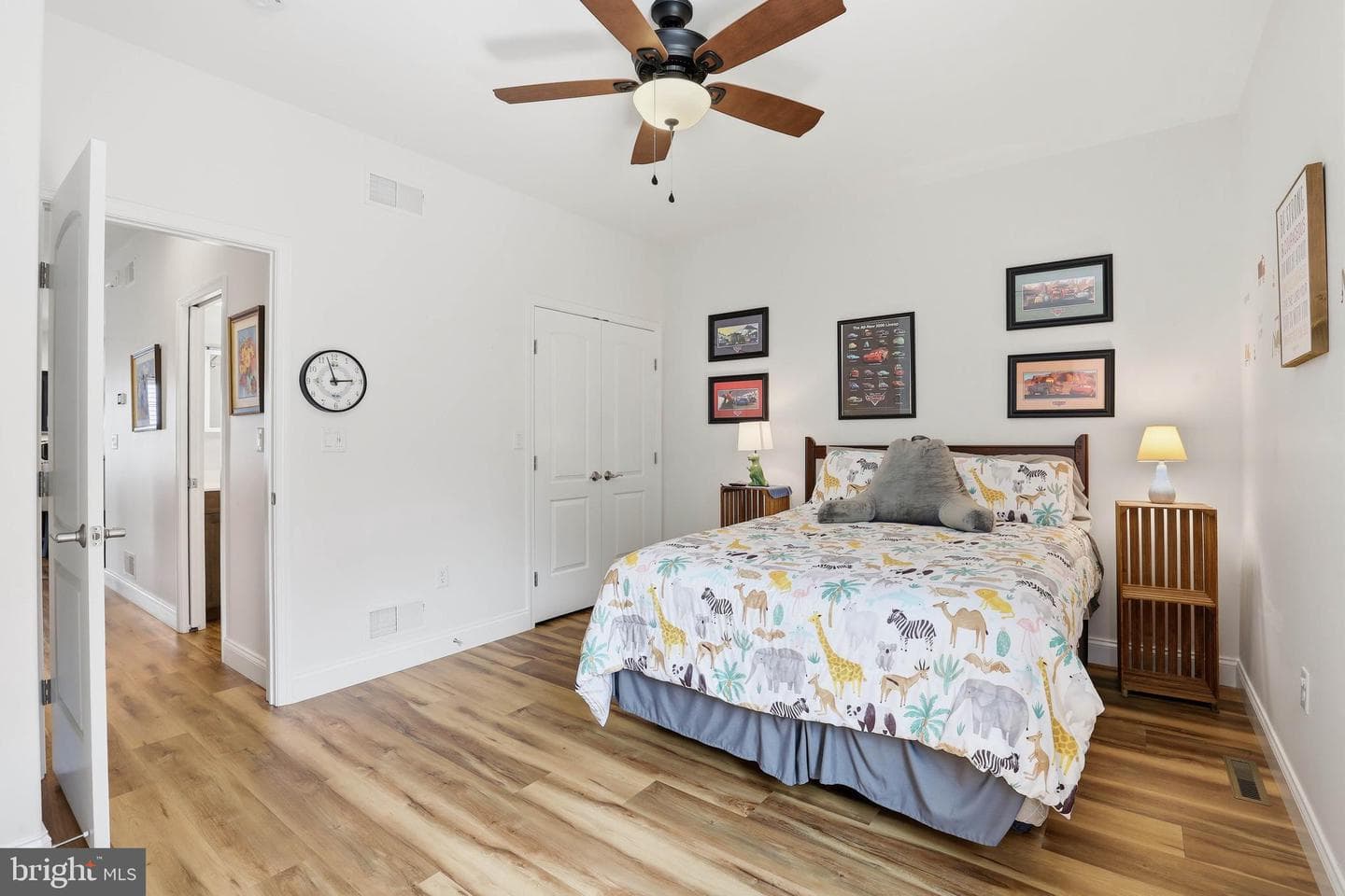 1084 Alden Way photo 32