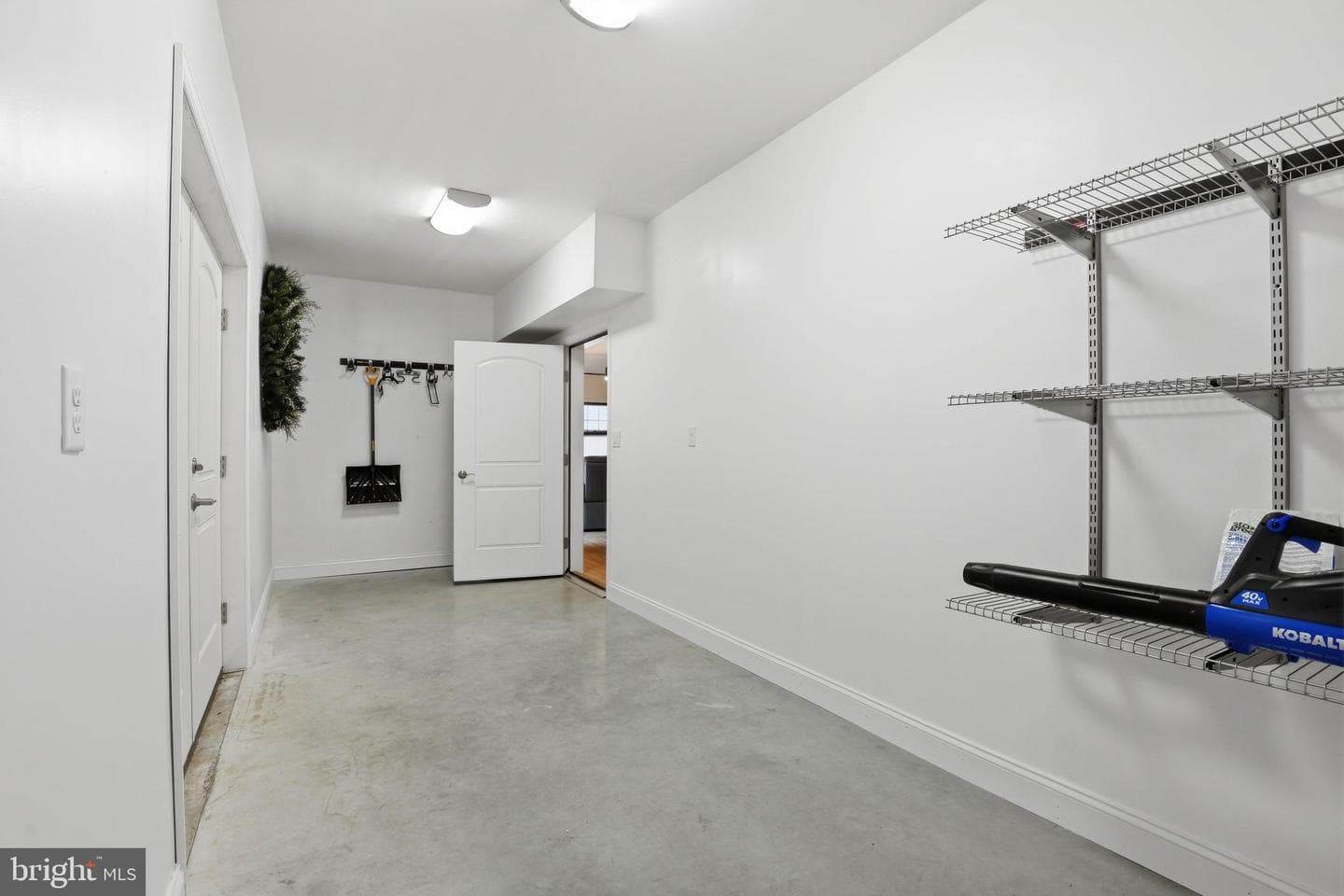 1084 Alden Way photo 46