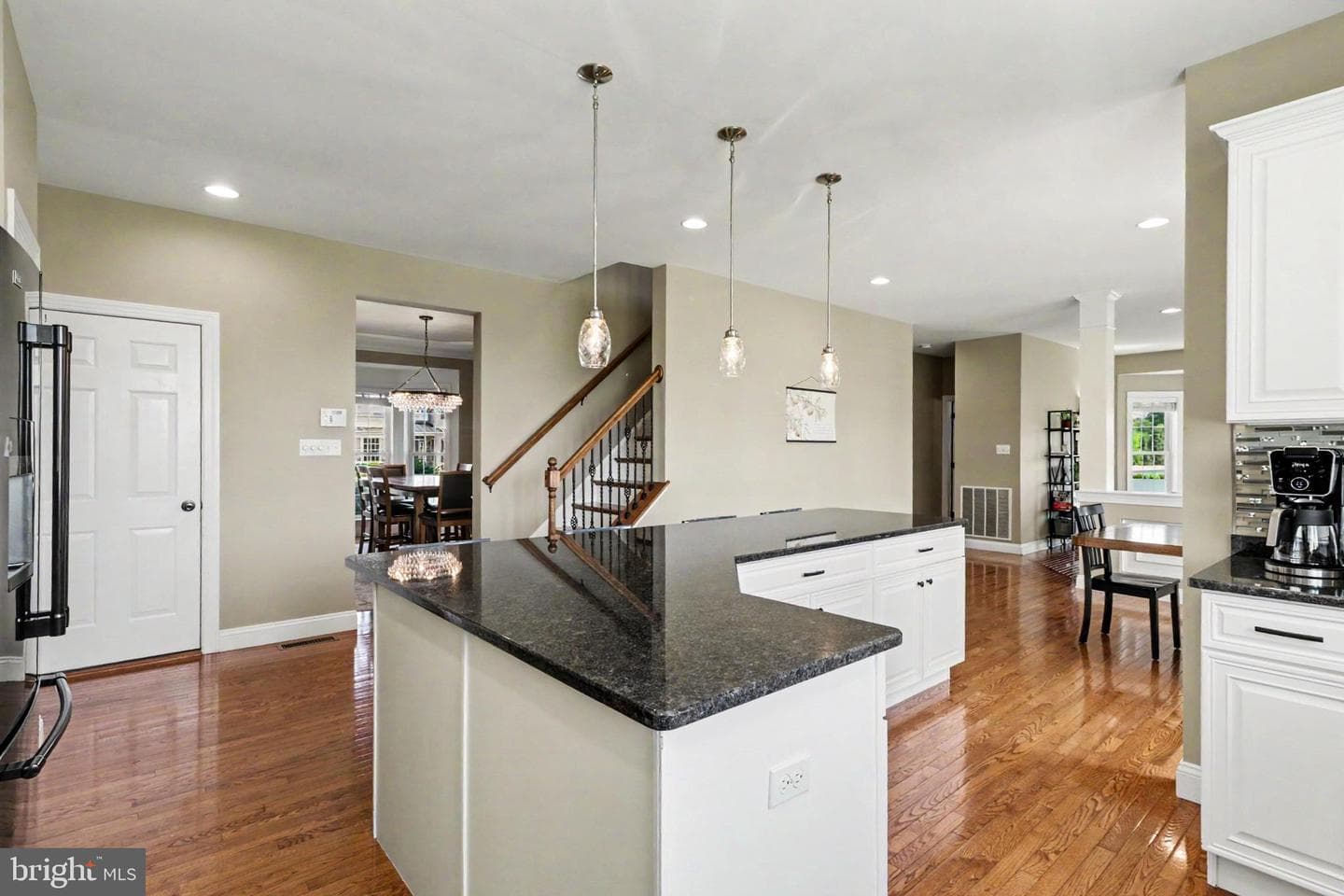 289 Sweetwater Drive photo 7