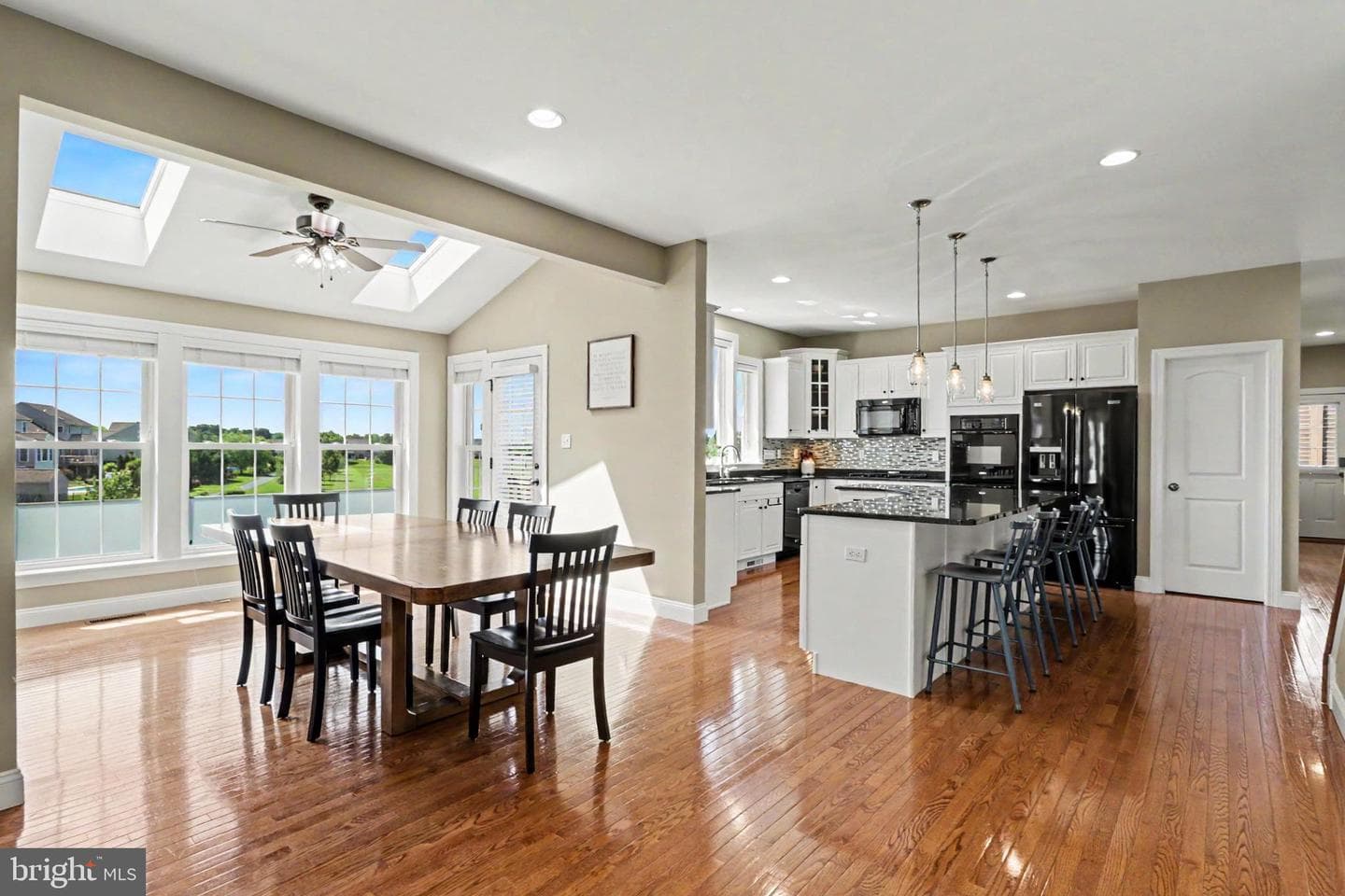 289 Sweetwater Drive photo 9