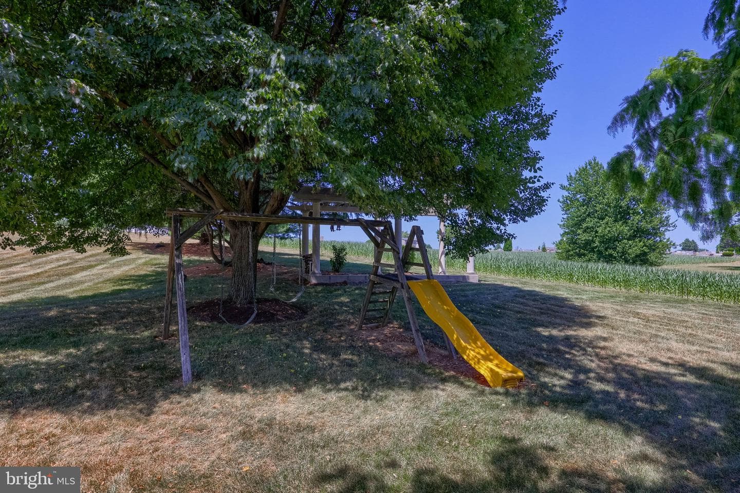 6 Highland Drive photo 42
