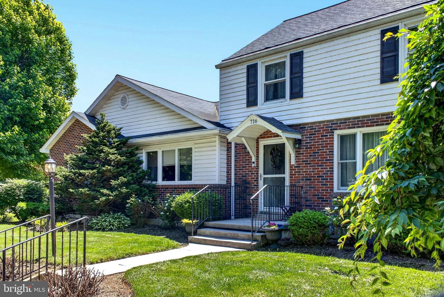 716 W Maple Street, Palmyra