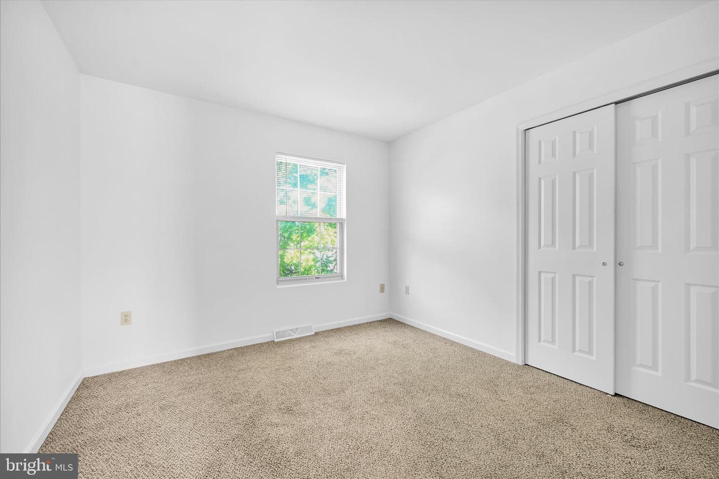 807 S 3rd Street photo 12