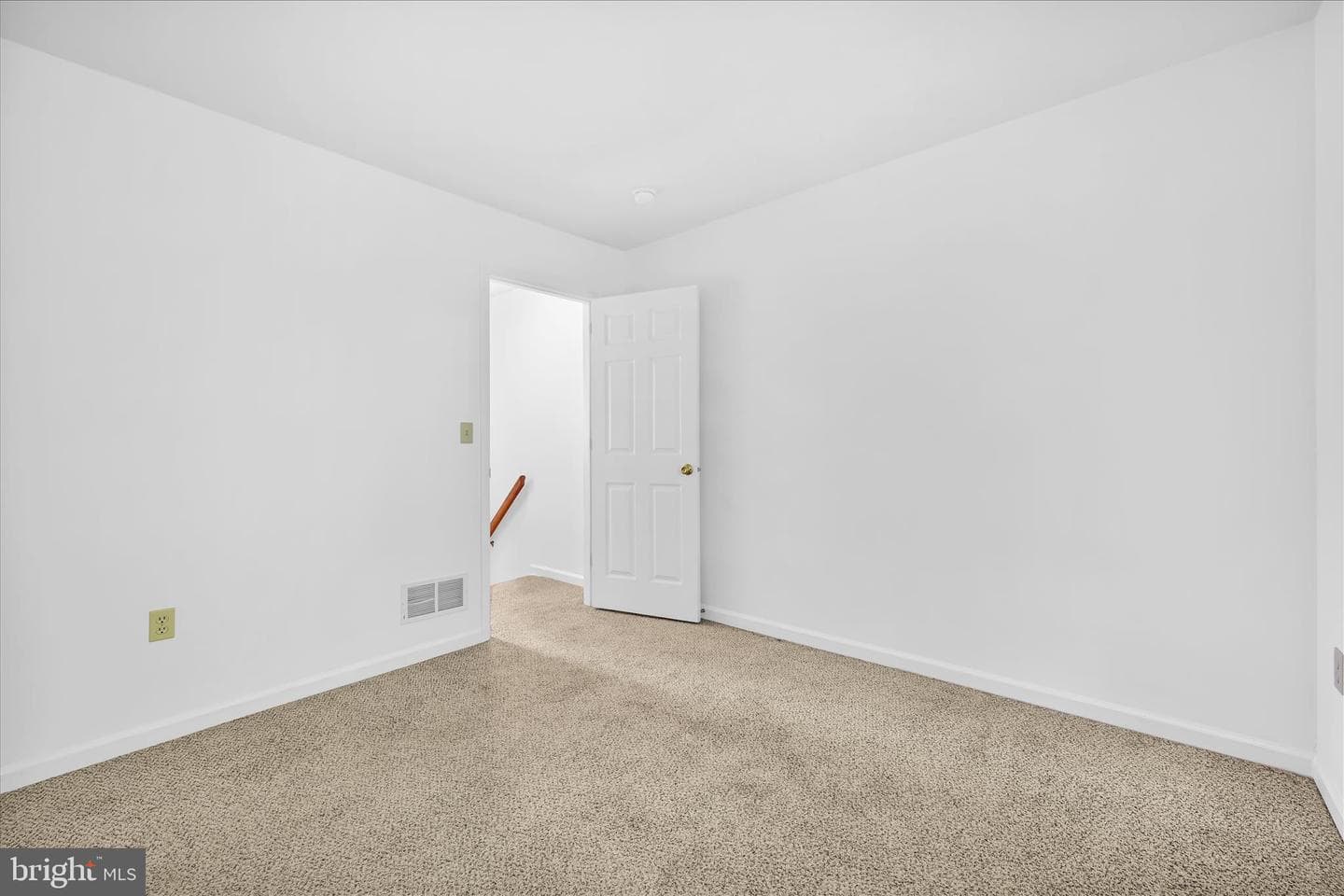 807 S 3rd Street photo 13