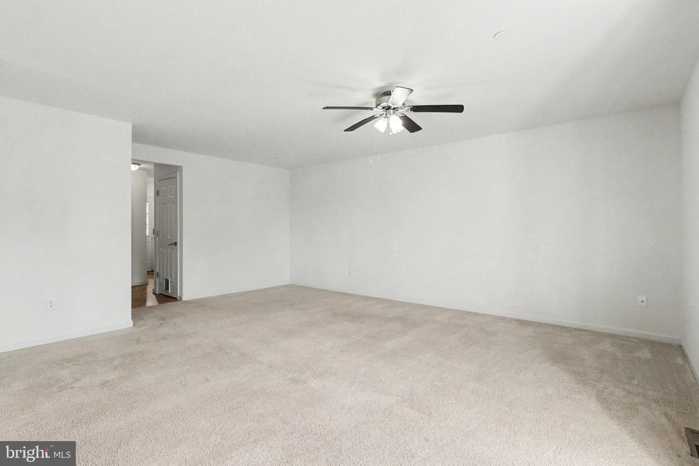 186 Braeburn Way photo 11
